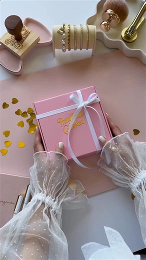 BAG CHARMS • PRETTY SETS • KEYCHAINS on Instagram: "ASMR Packing Bright Sport Keychains🏀⚽️🎾⚾️ #ASMRpacking #ASMRsounds #PTGN #PackingOrder #PrettyThings GiftSet WhatInMyBag Keychain Bagcharm GiftIdeas BagAccessories CuteKeychain ASMR BagCharmforPurse"