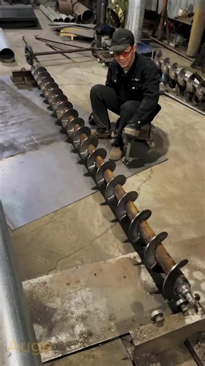 Spiral Blade Installation and Straightening Techniques