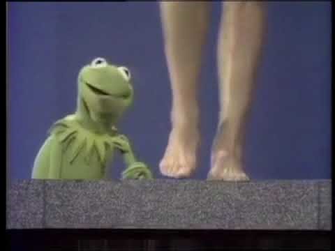 Classic Sesame Street - Kermit Talks About Feet Full Version HQ 1971
