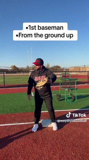 First Baseman Fielding Techniques - Improve Footwork & Catching Skills
