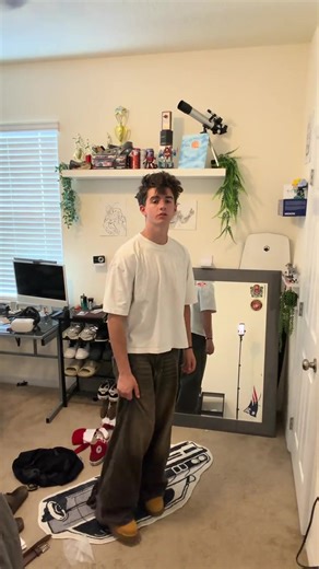 How to style boots #fashion #fashiontiktok #outfitinspo #baggyieans #fitcheck