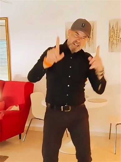 58 years -generación X-CARPE DIEM 🇬🇧 1996 - George Michael / Fastlove ☑️ One of the best Singer ever 👌 #georgemichael #90smusic #foryoupage❤️❤️ #paratiiiii #pourtoiii