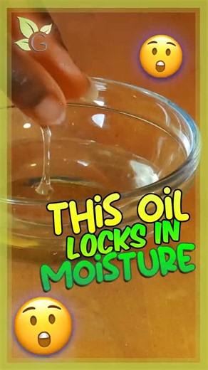 Rough Natural Hair? Use this oil instead 😉 #naturalhair #castoroil #frizzyhair