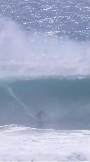 Straightening Out on a Massive Uluwatu Bombie Closeout 😬 #balisurfing