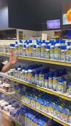 🐠 Sheridan chatting with Jack about the API Freshwater Test Kit 🐠 Keeping your aquarium healthy starts with knowing your water quality 💧 The API Freshwater Master Test Kit is a must-have for every freshwater fish keeper. 🔬 What’s in the kit & what it does: ✅ Tests pH – makes sure your water isn’t too acidic or alkaline ✅ Tests Ammonia – toxic to fish, even in small amounts ✅ Tests Nitrite – another harmful waste chemical ✅ Tests Nitrate – helps you know when it’s time for a water change 🐟 R