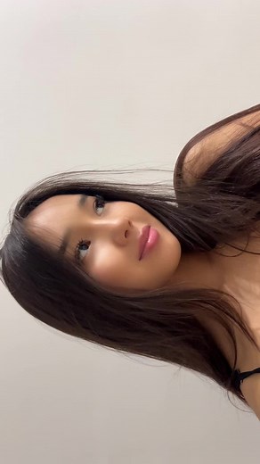 Elegant White Rose Arrangement Techniques