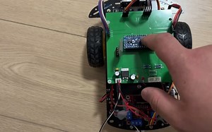 【毕业季-单片机毕业设计-H31】基于arduino循迹避障小车【实物设计】