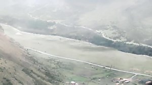 Breathtaking UFO Video! Huge Triangle Shape UFO Recorded on Camera Join group watch more: Mysterious Aliens & UFO Disclosure ✔ | Mysterious Aliens And UFO Disclosure