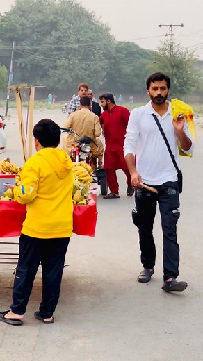 3 comments | Funny prank short  #funny #prank #comedy #comedyreels #prankvideo #funnyvideos #usareels #newyork | Adil Pranks | Facebook