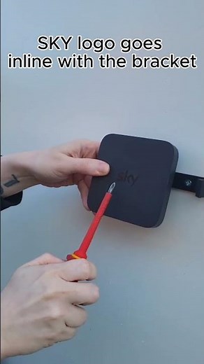 SLM Sky Stream Puck Wall Mount Installation