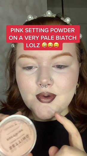 Pink Setting Powder for Pale Skin: Does It Work?