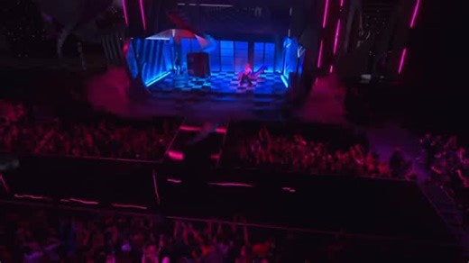 @dojacat opening the VMAs with her performance of “Jealous Type” | RCA Records