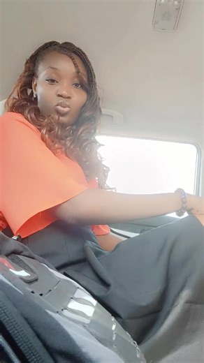 welcome back to scbool #naomibrief #school vibes