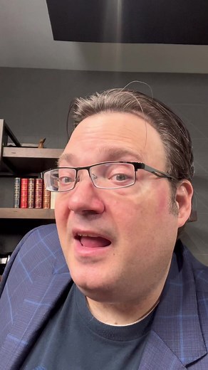 Fantasy Writing Tips and Advice from Author Brandon Sanderson