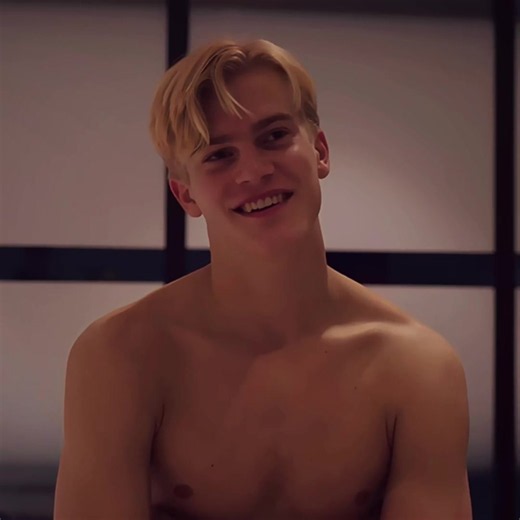 Maybe he’s an Angel fr🥹 #lucasbergvall #spurs #sweden #viral #fyp | lucas bergvall