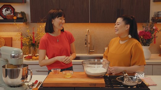 In honor of Lunar New Year, host Mei Lin invites her friends to create a Lunar New Year menu to celebrate her Chinese heritage and the Asian community of Los Angeles ✨ On the menu: 〰️ Jon Yao's Nian Gao 〰️ Ryan Wong of Needle's Steamed Fish 〰️ Tony Nguyen's Gambler's Lucky Dumplings 〰️ Deana Saukam's Kuy Teav 〰️ Jennifer Yee of The Baker's Bench's Almond Cookies | Food Network