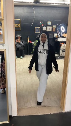 Dreams 1&2 salon suites and boutiques ❤️❤️ 2741 10 street 🖤🖤🖤🖤 Not my music … but ima use it😆😆😆 | Shya DreamsOn Fourteenth