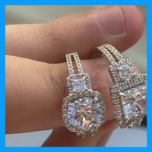 Round or Princess? Take your pick  | Beverly Diamonds | Facebook