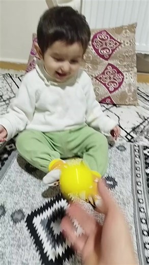 Bebek Oyunları: Top Atma Eğlencesi