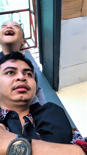 Sauca A. Dewanta on Instagram: "kali ini mode serius, jogetnya libur dulu 😭 #guru #slb #genz #fyp #slbgengs"