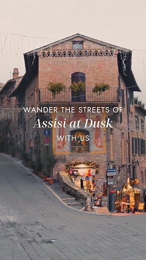 Did you know the medieval town of Assisi in Umbria was the birthplace of Saint Francis? Join us on our 'Best of Italy' Tour for a stroll through the cobbled streets of this historic town. With your Local Expert, you'll explore the enchanting lanes and enjoy a fascinating visit to the Basilica of St. Francis. Have you visited Assisi with us before? Share your favorite memory below 👇 | Insight Vacations
