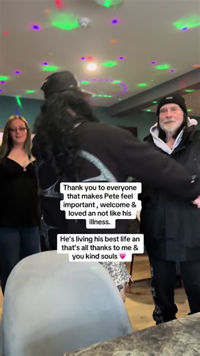 Cat 🐆 & Pete 🦇 (@catandpetevlogs)’s videos with Bulletproof - La Roux