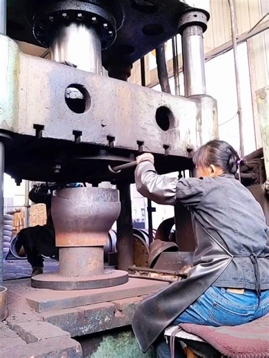 Steel Pipe Reducer Production Process