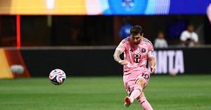 Coupe du monde des clubs : le sublime et décisif coup franc de Messi en vidéo