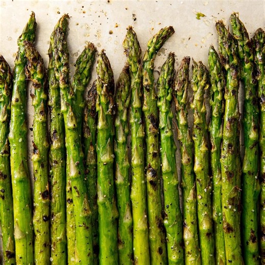 We're Declaring That The Best Way To Cook Asparagus Is On The Grill