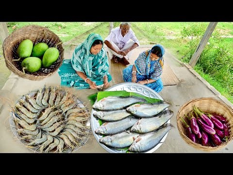 ছোট বেগুন দিয়ে ফলুই মাছের ঝাল আর কাঁচা আম দিয়ে গলদা চিংড়ির টক রান্না আর জমিয়ে খাওয়া