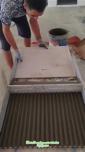 The tool for applying mortar to bricks is very ingenious