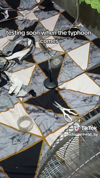 Understanding Super Typhoons with an Anemometer