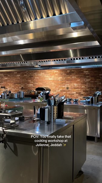 Transform Your Cooking Skills at Julienne Workshops