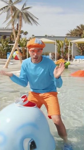 Blippi Plays with The Whale 🐳 Blippi Kids Videos #blippi #shorts #whale