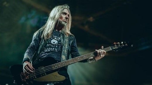 PANTERA's REX BROWN Unveils Signature Epiphone Thunderbird Bass