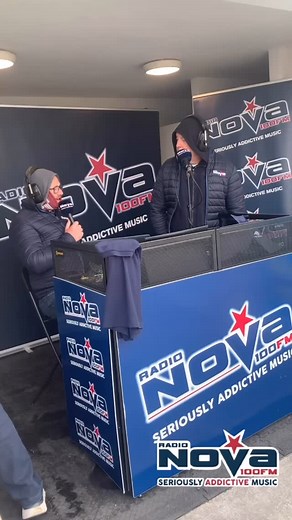 We have our winner for our champagne superNOVA grand finale!!💙🎙️ #radionova100 #seriouslyaddictivemusic #morningglory #oasis | Radio Nova 100