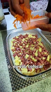 2.3M views · 41K reactions | Vamos de TORTA DE PREGUIÇOSO. Já imaginou fazer uma torta rápida e fácil assim ? | Fernando Rodrigues | Facebook