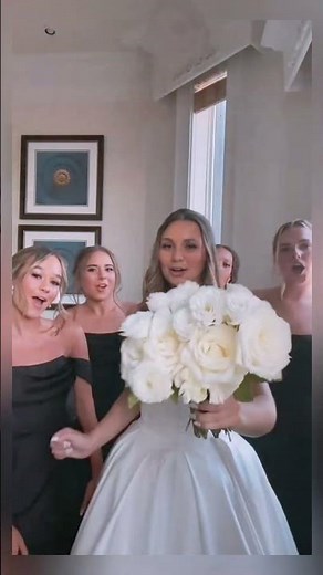 Have to share this genius wedding transition idea we found! Perfect for any bride-to-be. 👰‍♀️✨