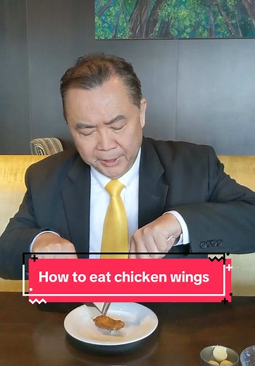 How to Eat Chicken Wings: Easy and Mess-Free Tips