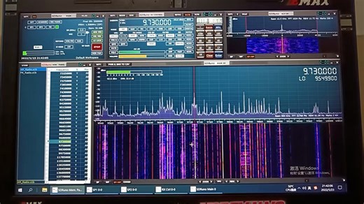 SDR软件无线电接收机，可以听广播，看频谱