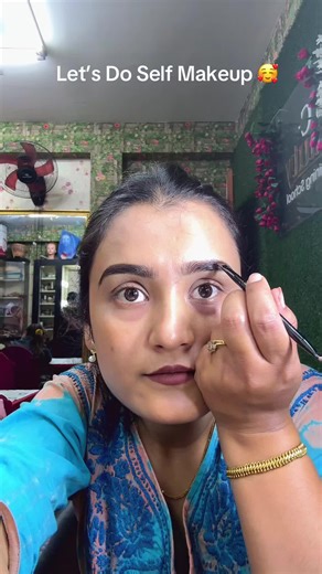 Self Makeup Tutorial: Tips and Techniques for Beginners
