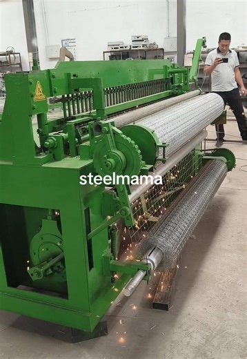 Galvanized Steel Welding Wire Mesh Making Machine