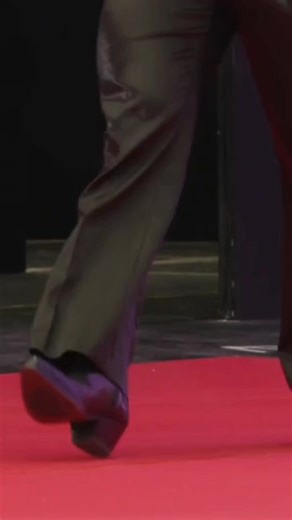 Alfombra roja ASEA 2026: Wonho y polémica sobre latinas