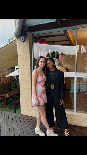 Lisolethu Jacobs on Instagram: "9 years of “Hannah & Liso” - so grateful for you @hannah_preuss , love youuu❤️"