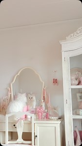 Checkout My Dreamy Vanity with My Cute Cat on It! 💄🐾 My vanity just got even more adorable! Here’s what makes it so special: 🌟 Chic Setup: Perfect lighting and aesthetic decor make this vanity my happy place. 🐱 Cute Companion: My cat loves claiming it as their spot—style meets pawsome charm! 💡 Cozy Vibes: The ultimate mix of function, beauty, and cuteness overload. Follow for more vanity inspo and cozy room moments! 💖 Link in bio or write vanity in comments for links🧚‍♀️✨ Tags: #vanity #v