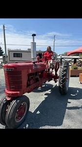 Mann Farms Abbotsford Chris Hoy #gonecountry today. Beauty day in the stix ❤️ | Vanessa Salomons