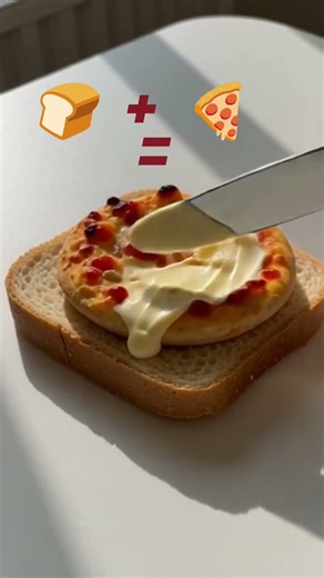 Mini pizza meets bread… ASMR magic! 🥪🍕✨