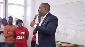 8K views · 204 shares | Existe uma diferença entre Curtir a Juventude e Estragar o Futuro. Mantenha o foco e não perca a próxima Palestra marcada para este sábado na Mediateca do Cazenga pelas 15 horas. ENTRADA LIVRE Partilhem e Espalhem para os vossos amigos e família. | Kid Mc Oficial | Facebook