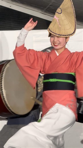 【八咫烏2026】大胴が ポーン！ と宙に跳ねる！豪快に踊り込む女踊りの渦巻くハリケーンの如き華麗な美しさの舞台踊り！ #阿波踊り #阿波おどり #drumlife #awaodori #阿波舞