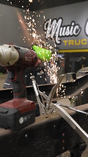 Chop, bolt, repeat with Porterbuilt Fabrication ! We convert our '72 C10 long bed into a short‑bed. Full Episode: https://youtu.be/RQlQUWDsFNE #C10 #ShortBedConversion #Porterbuilt #PBFab #FrameSurgery | Powerblock TV